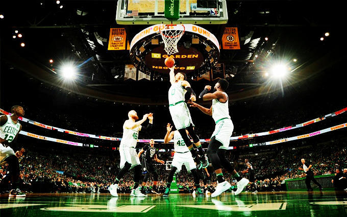 爱游戏体育-表现优异首场状态出色，雄鹿观众沸腾！，德罗巴重返赛场上演精彩一战的简单介绍